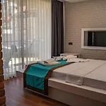 Hotel Sevilla Alacati Cesme